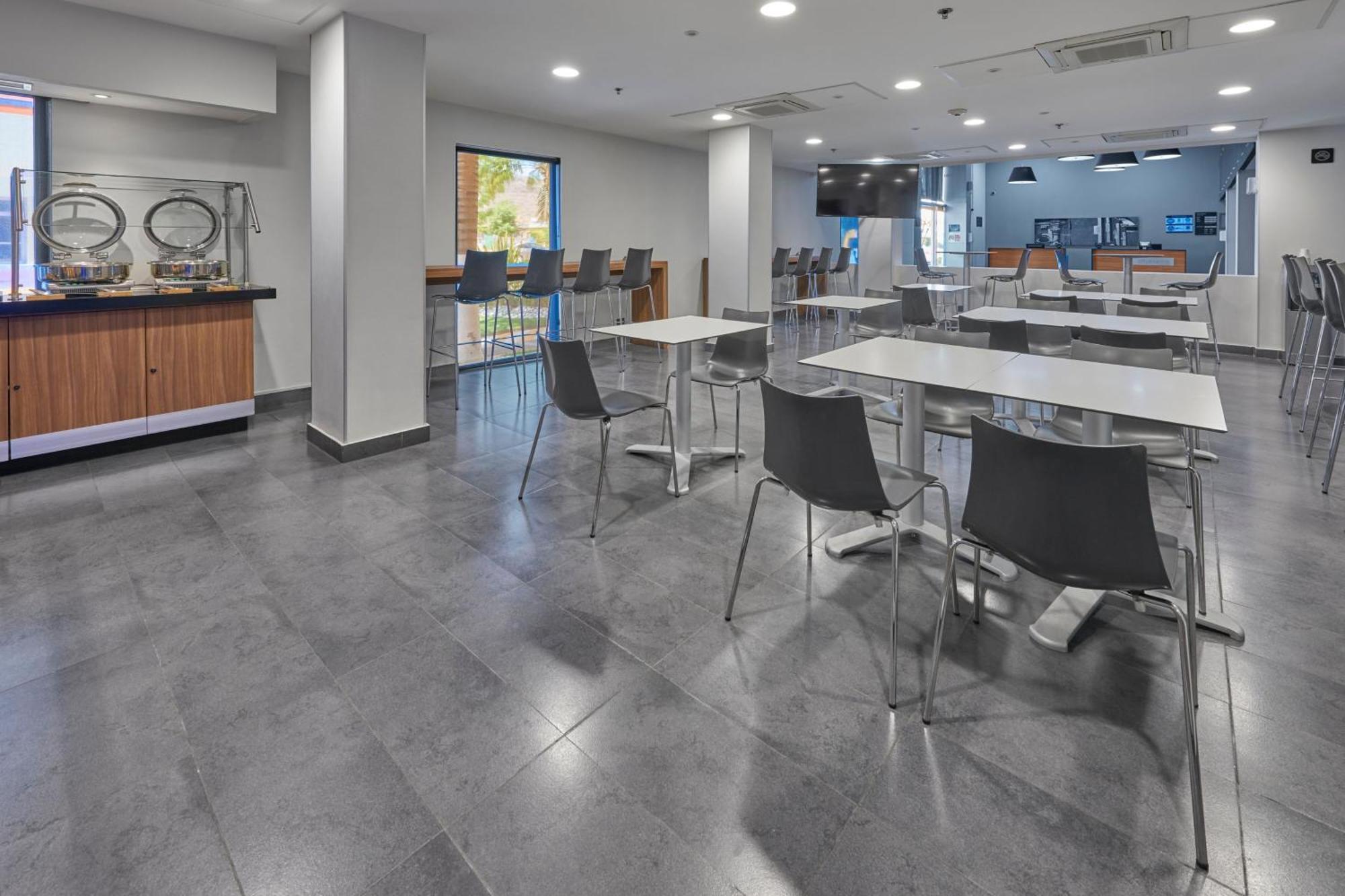 City Express By Marriott Irapuato Exterior photo
