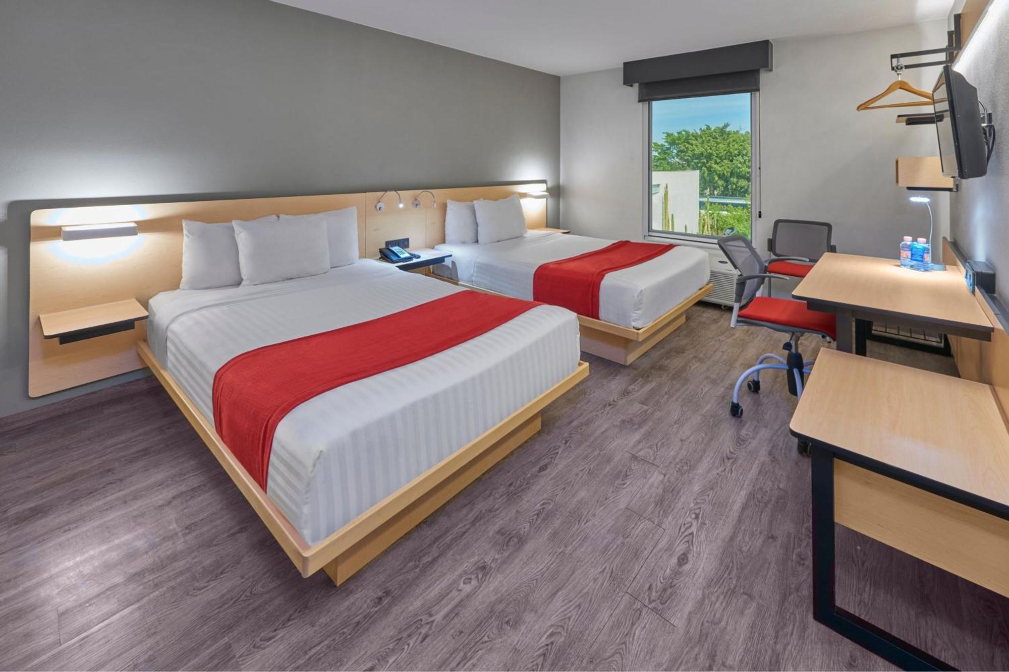 City Express By Marriott Irapuato Exterior photo