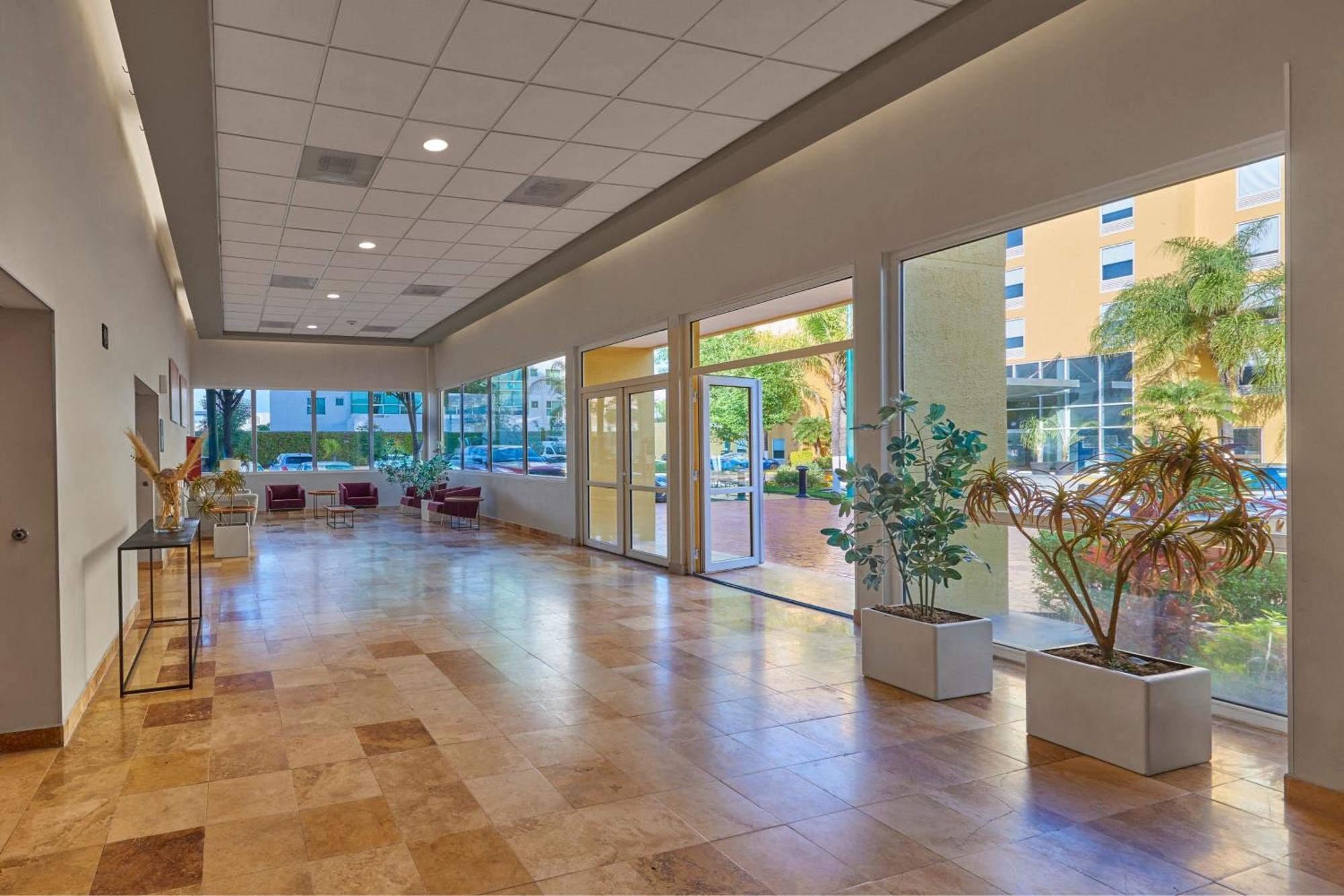 City Express By Marriott Irapuato Exterior photo