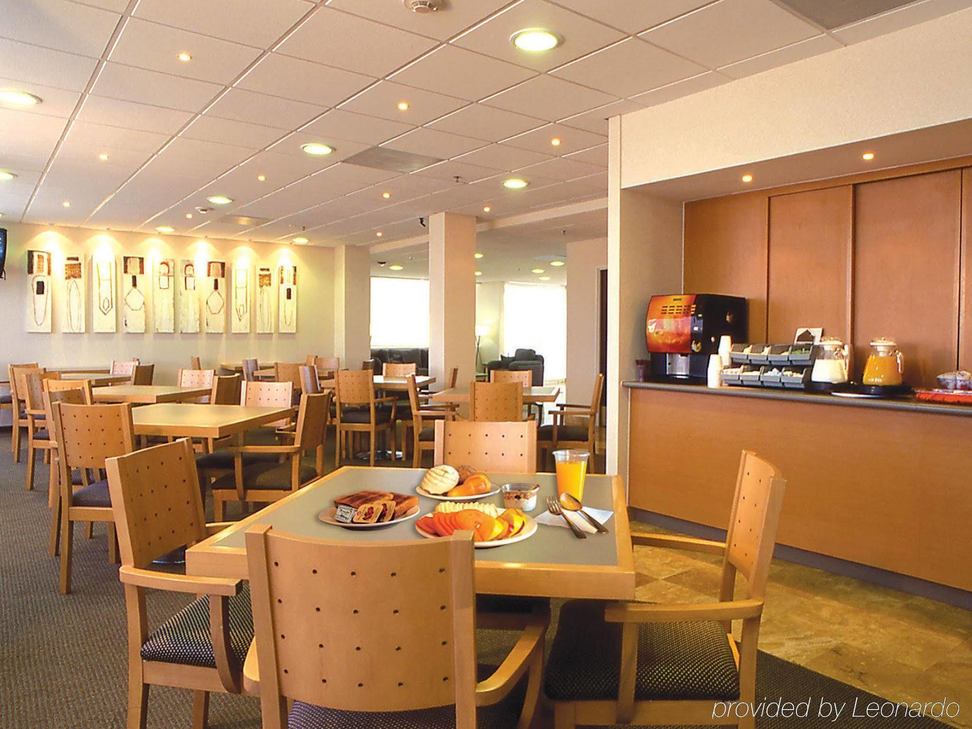 City Express By Marriott Irapuato Restaurant photo